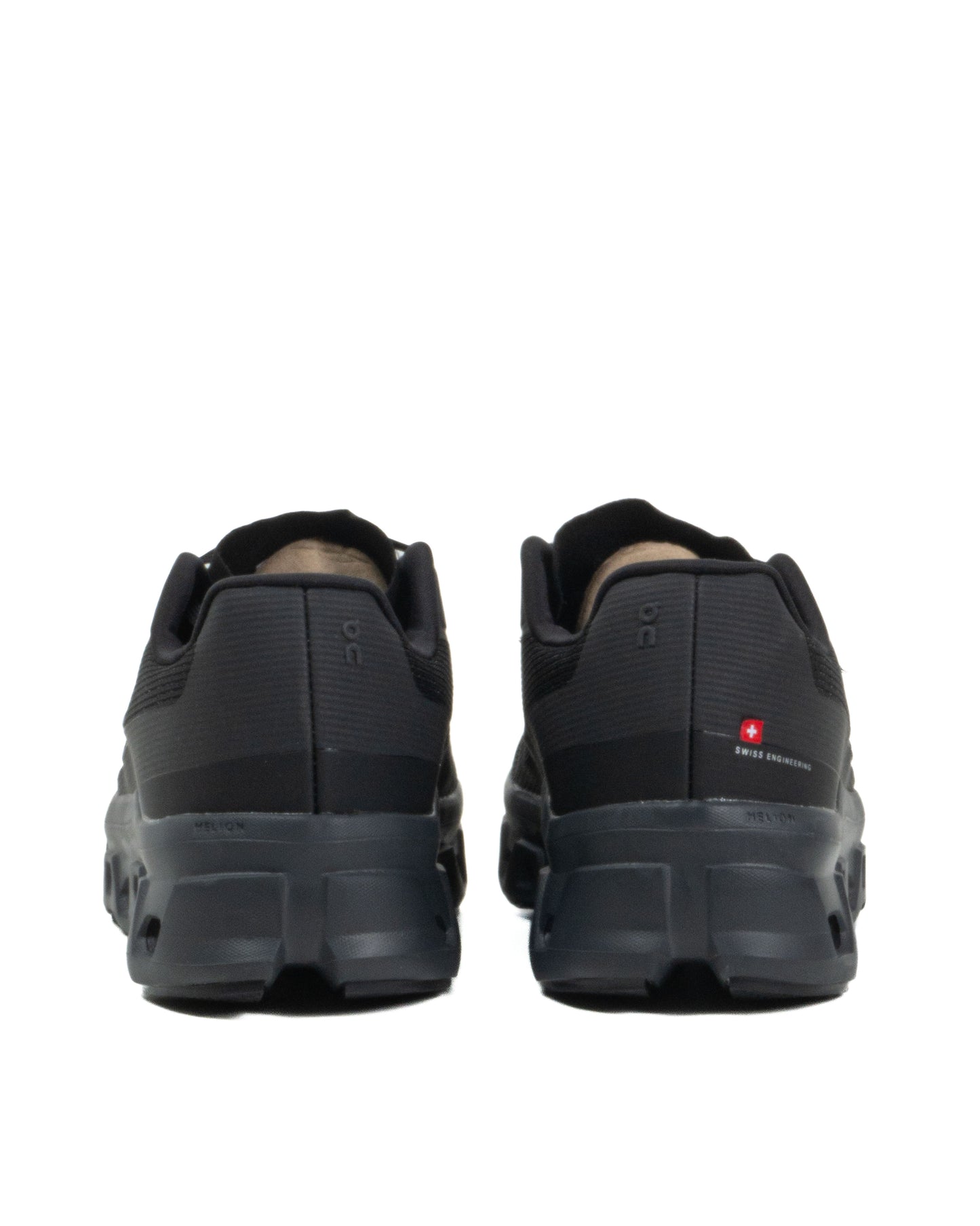 Sepatu On Running Cloudmonster Void All Black