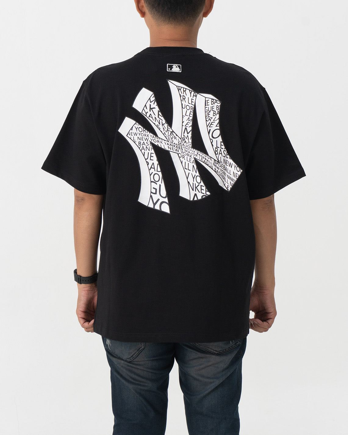 Baju Kaos NY Yankees Illusion Clipping Big NY Back Logo T-Shirt Black