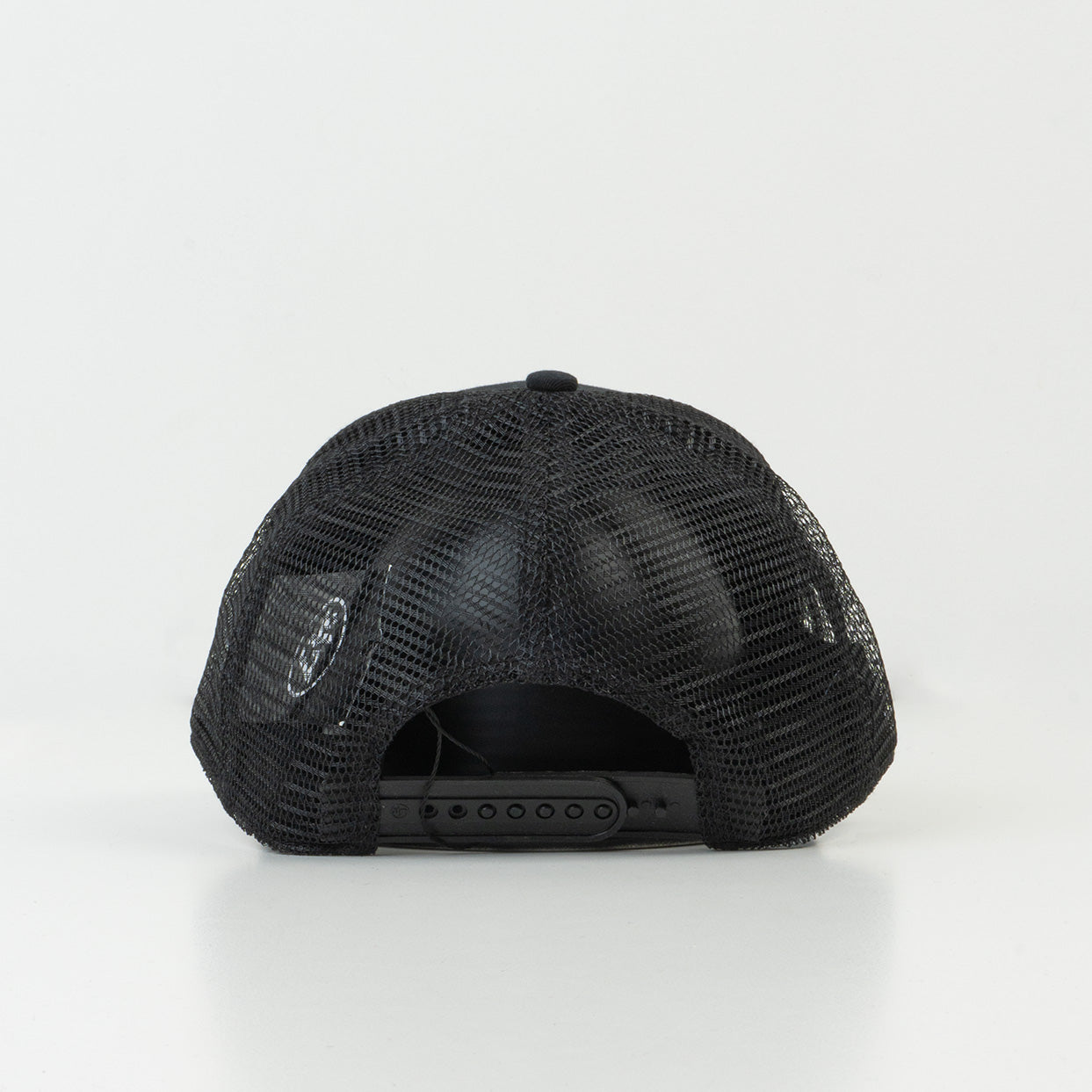 Topi Trucker Cap New York Yankees Repreve Black New Era