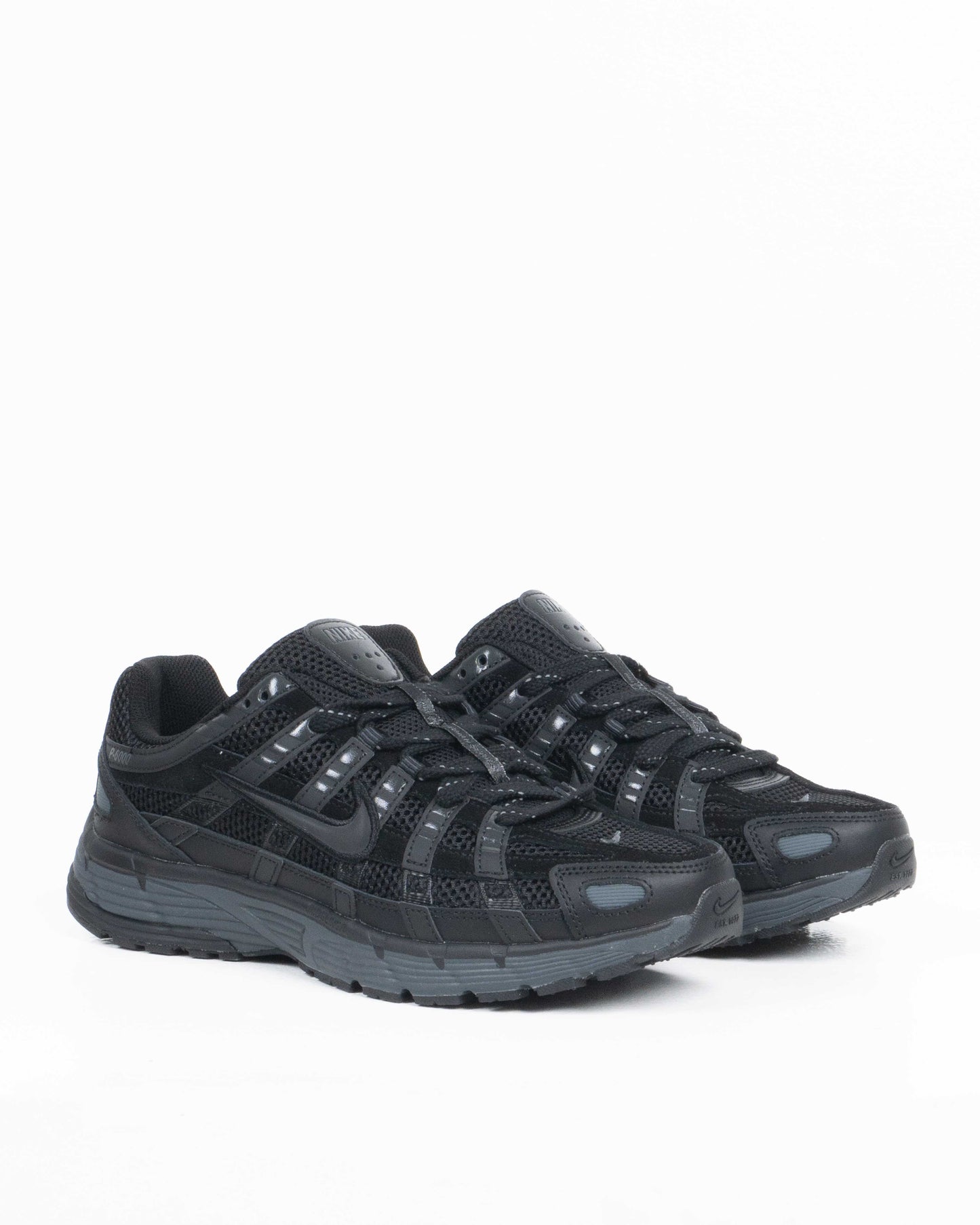 Nike P 6000 Premium Triple Black