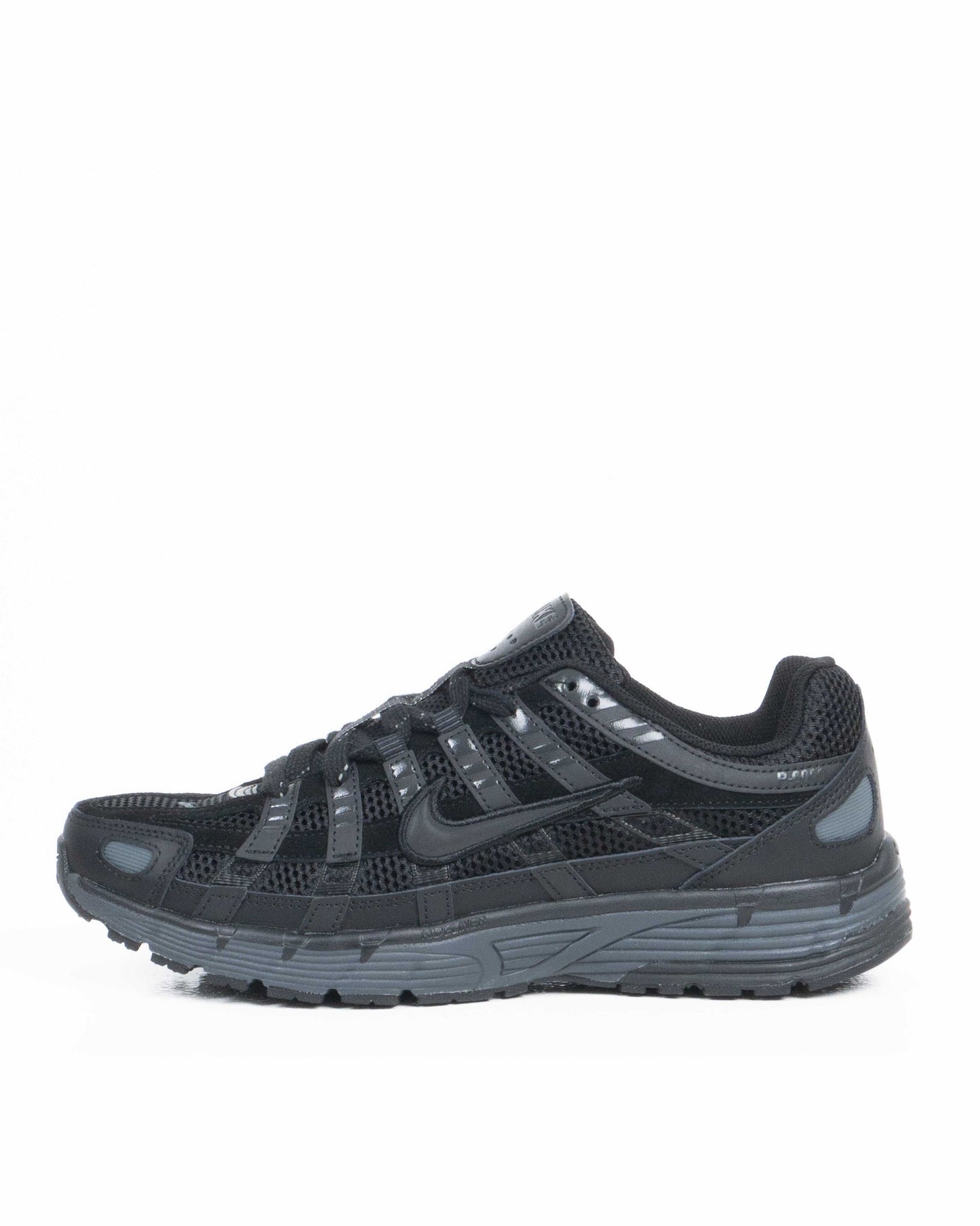 Nike P 6000 Premium Triple Black