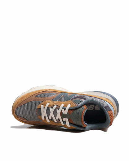 Sepatu NB x Carhartt 990v6 Sculpture Center (M990CH6) 14358