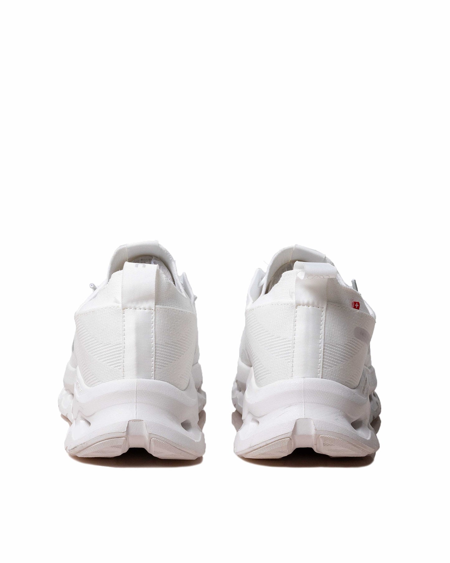 Sepatu Loewe x On Running Cloudtilt All White 144530091A