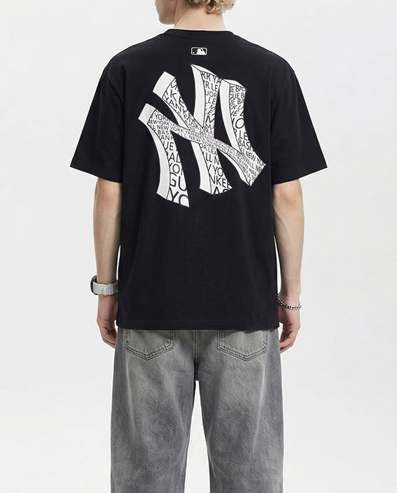 Baju Kaos NY Yankees Illusion Clipping Big NY Back Logo T-Shirt Black