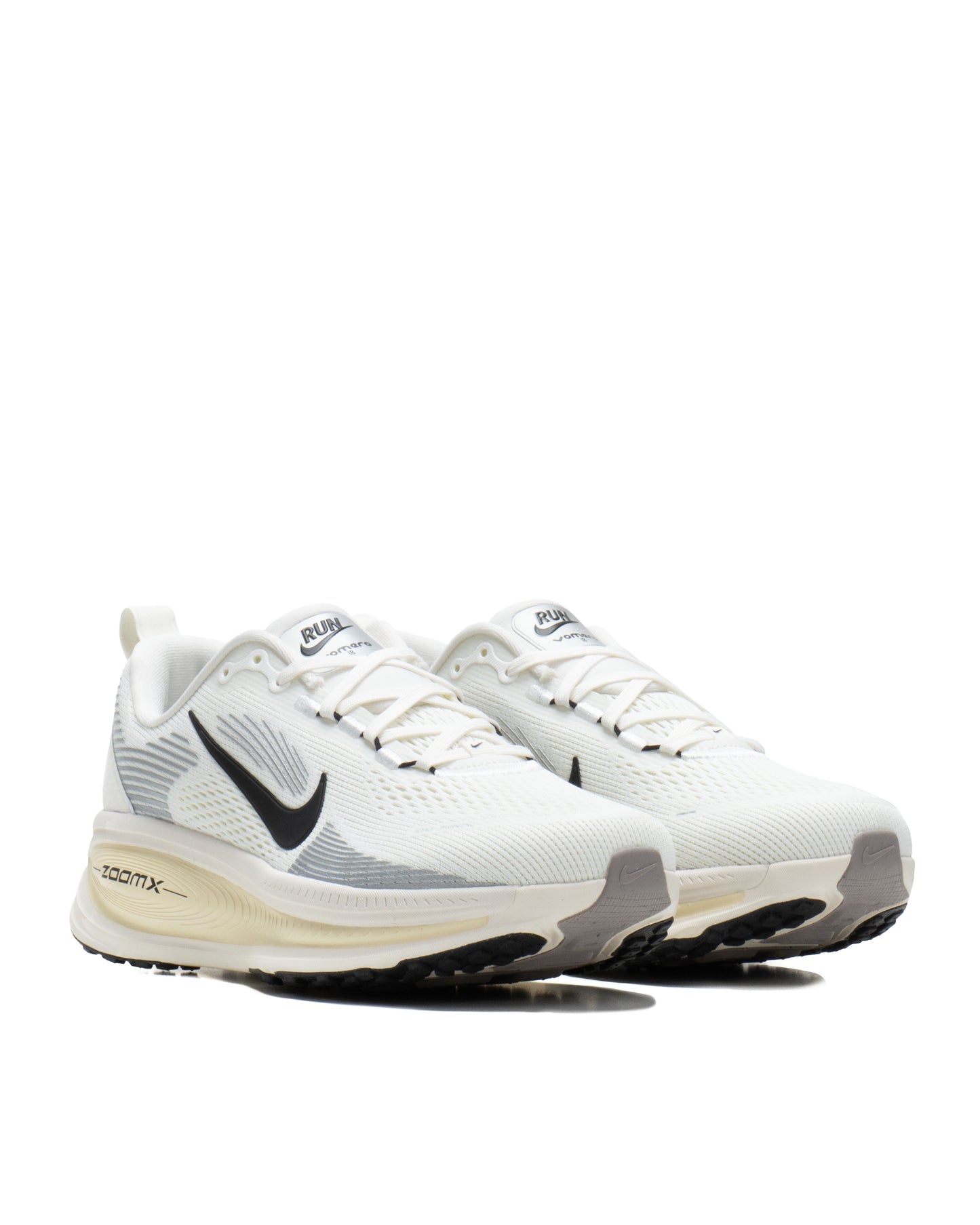 Sepatu Pria Nike Vomero 18 Summit White Coconut Milk