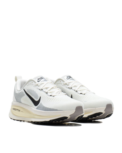Sepatu Pria Nike Vomero 18 Summit White Coconut Milk