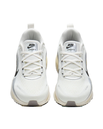 Sepatu Pria Nike Vomero 18 Summit White Coconut Milk