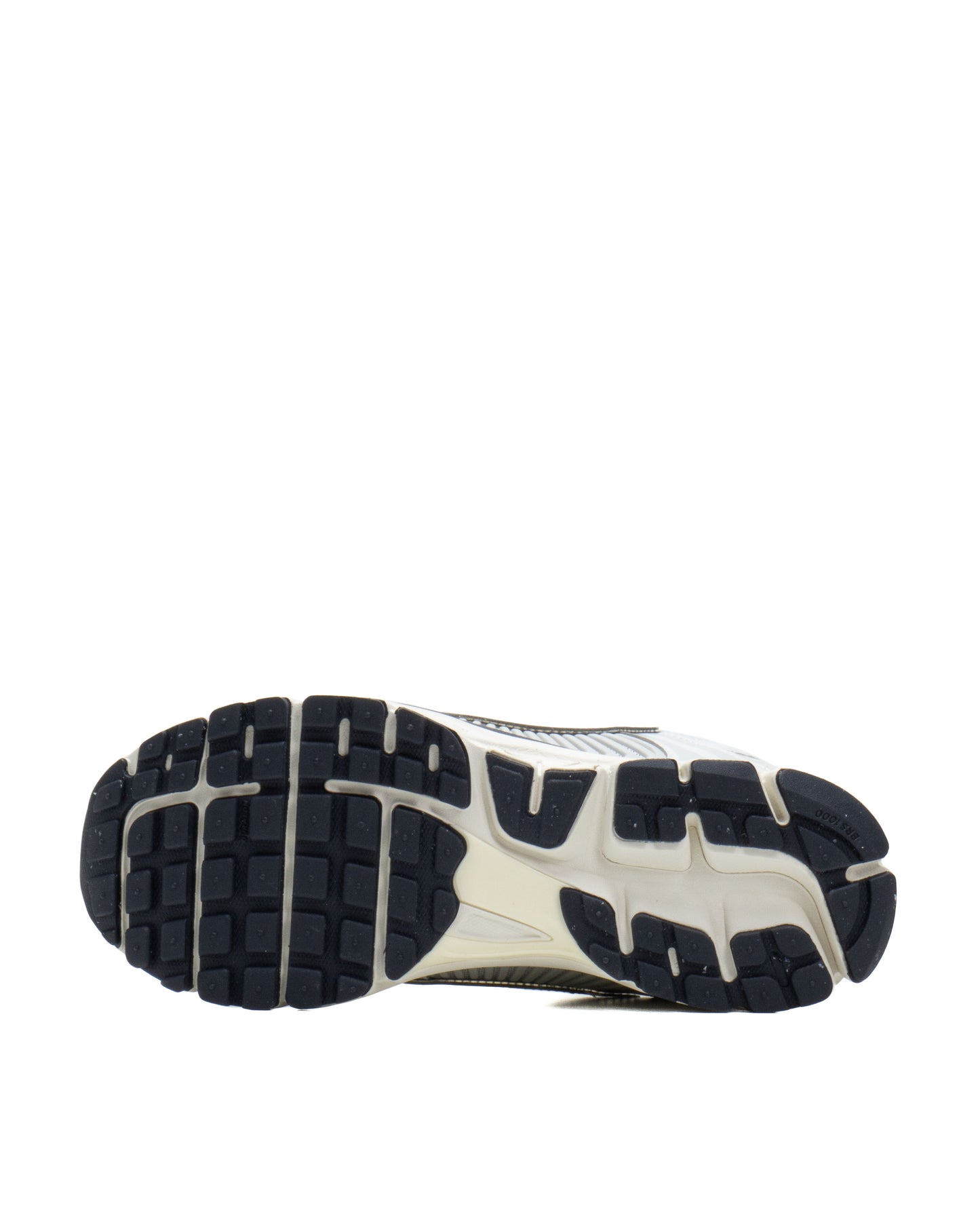 Sepatu Pria Nike Zoom Vomero 5 Chrome