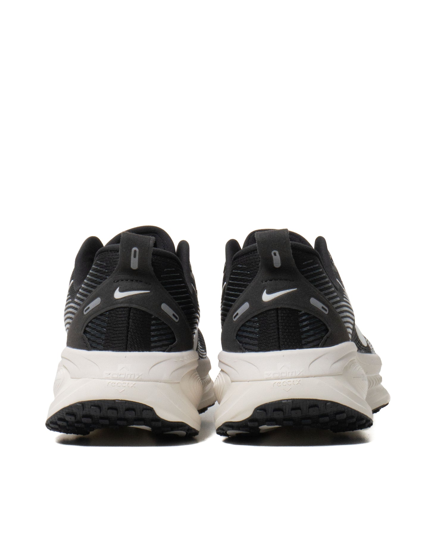 Nike Vomero 18 Black White