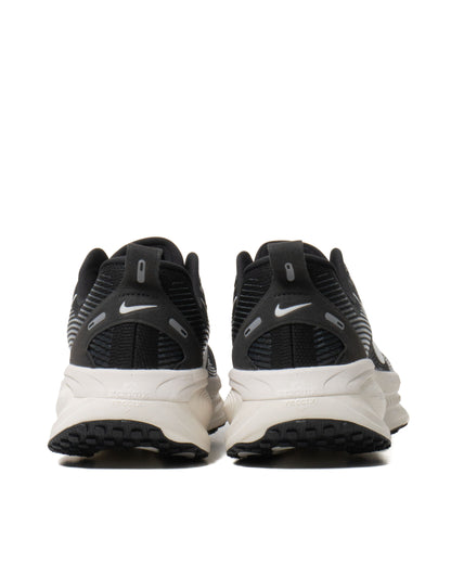 Nike Vomero 18 Black White