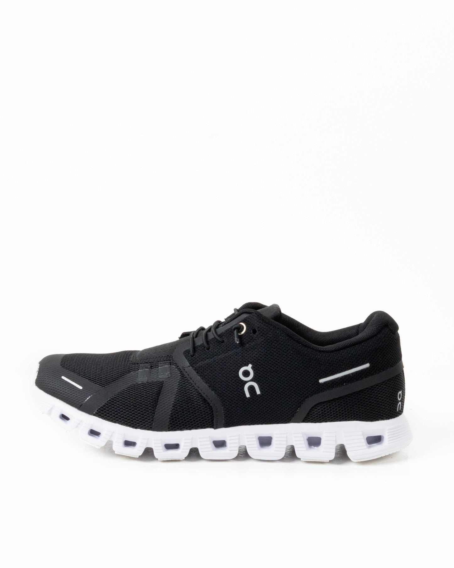 Men's On Running Cloud 5 Sneakers in Black/White 14454