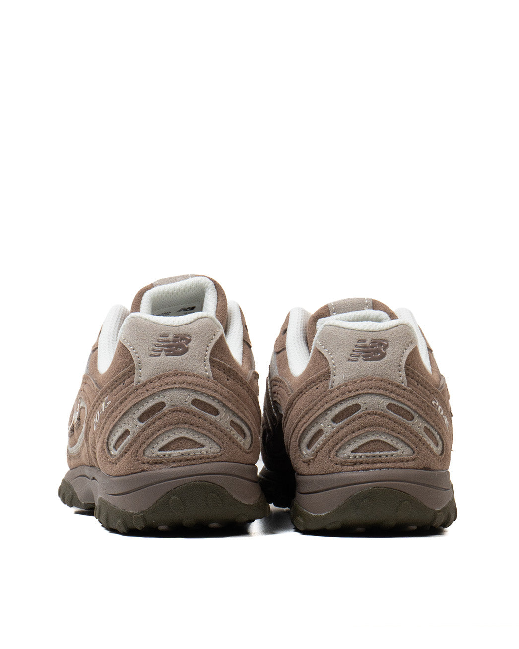 Sepatu Wanita New Balance 204L Mushroom Arid Stone