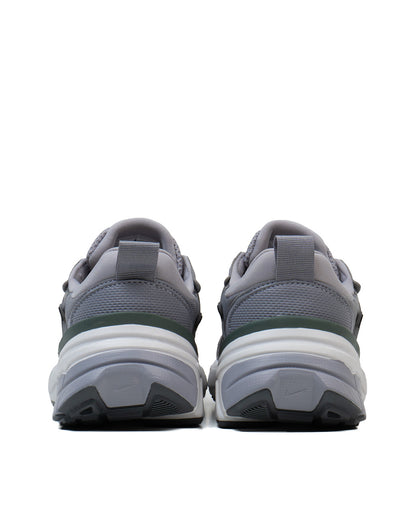 Sepatu Wanita Nike Wmns V2K Run White Photon Gray Women