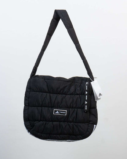 Tas Sling bag Adidas Sportswear x Moon Boot Quilted Bag in Black