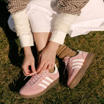 Sepatu Sneakers Wanita Adidas Handball Spezial 'Wonder Mauve Gum' - KJ6305
