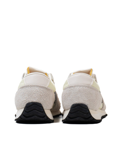 Sepatu Sneakers Unisex New Balance 471 Biege Black