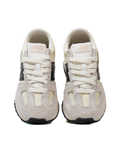 Sepatu Sneakers Unisex New Balance 471 Biege Black