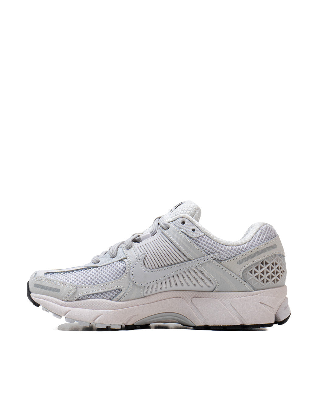 Sneakers Pria Wanita Nike Air Zoom Vomero 5 Vast Grey