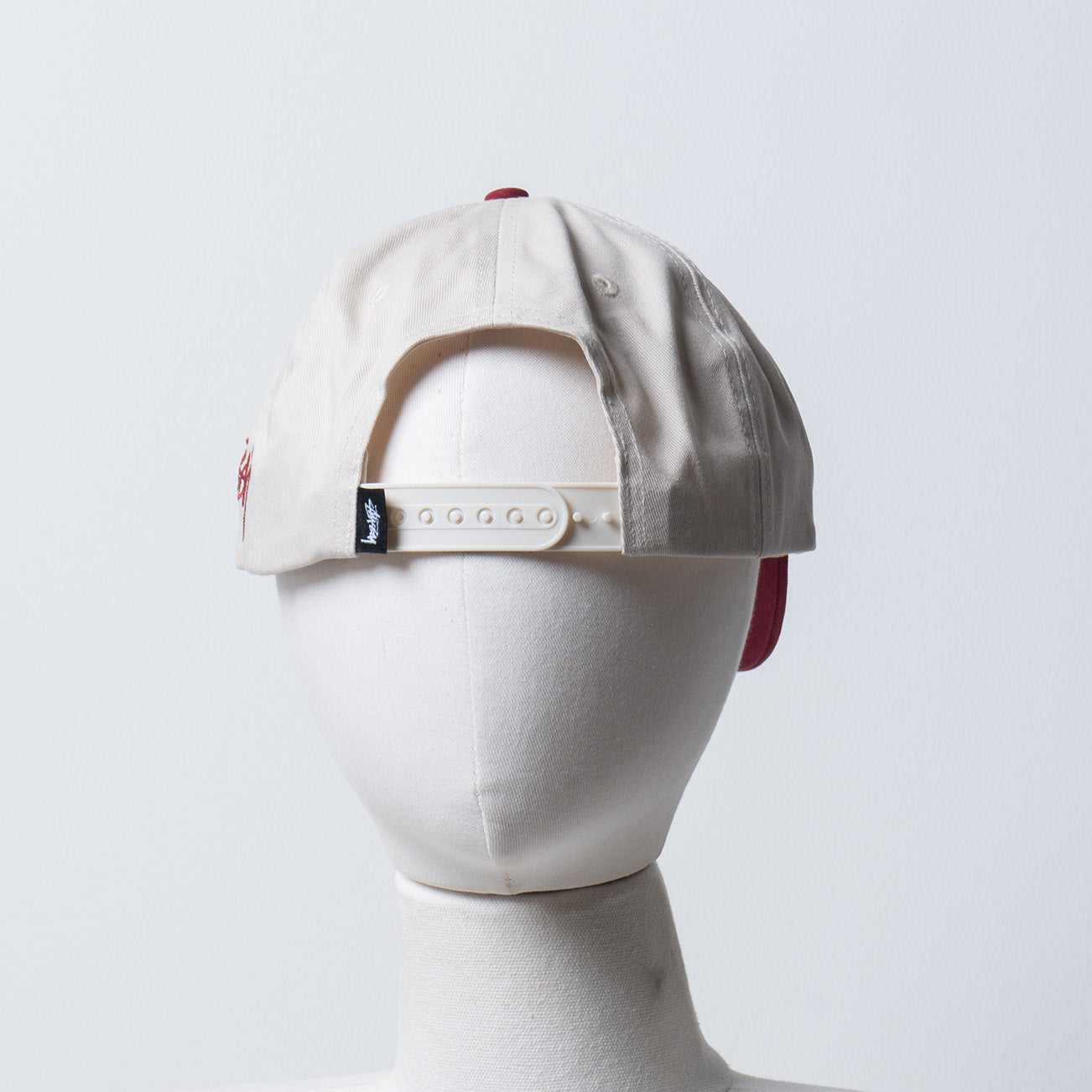 Topi Casual Low Pro Cap Casual Stussy Chenille S Low Pro Cap White/Red