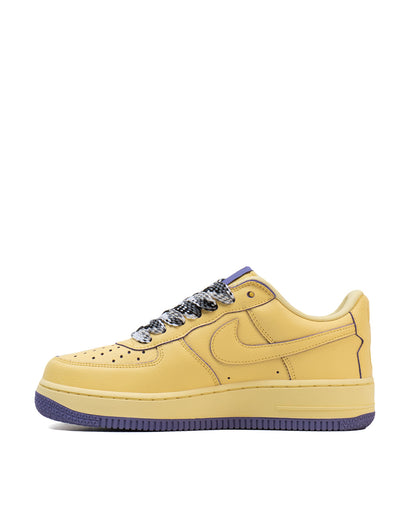 Sepatu Sneakers Basket Pria Kobe Bryant x Nike Air Force 1 Low Protro “Soft Yellow”