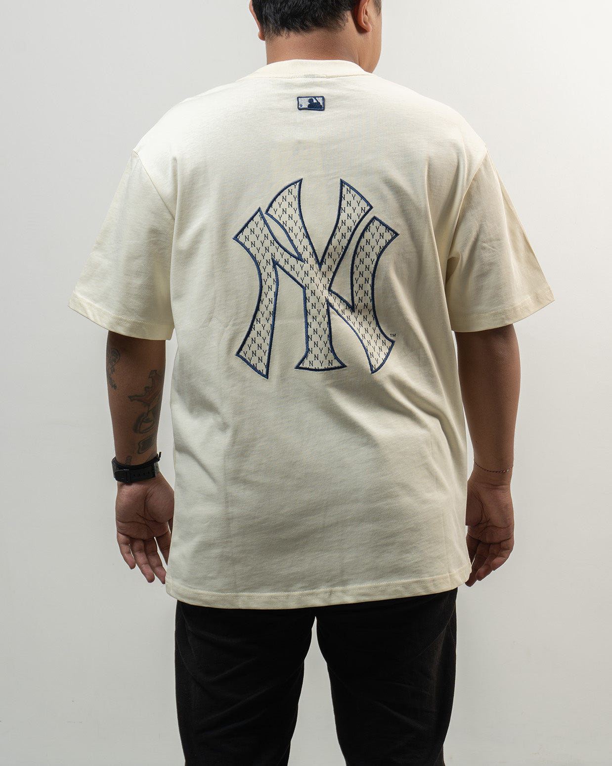MLB New York Yankes Bordir Logo Beige Tee