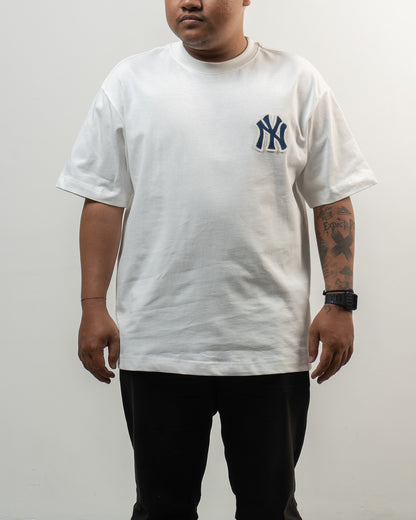 MLB New York Yankes Bordir Logo White Tee
