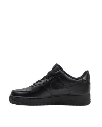 Sepatu Unisex Nike Air Force 1 Low '07 Black Black