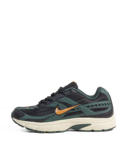 Sepatu Nike Initiator "Vintage Green" HQ3611-010