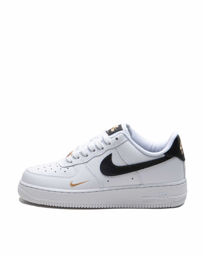 Sepatu Wanita Air Force 1 Low '07 Essential White Black Gold Mini Swoosh (W) - 14324