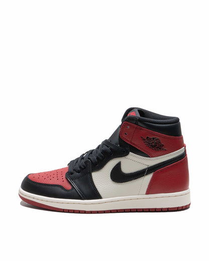 Sepatu Pria Air Jordan 1 Retro High OG 'Bred Toe'-Gym Red Summit White-Black - 13675