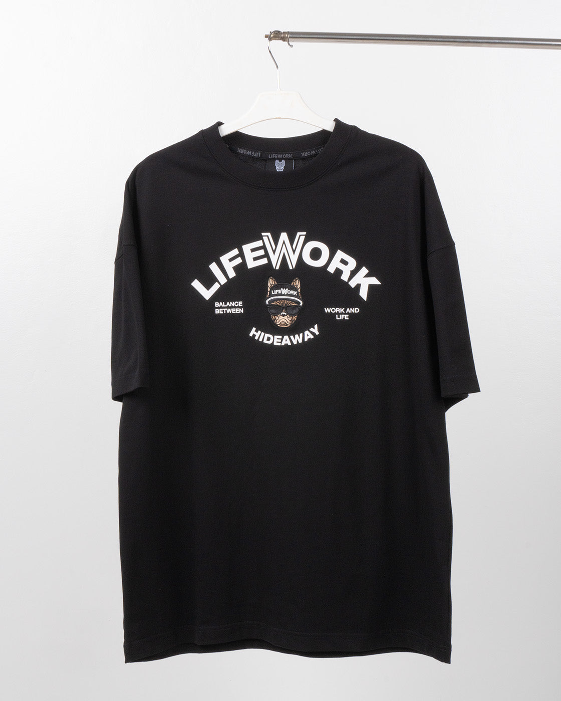 Lifework Archlogo Hipdog  Applique Short Slevee T-Shirt - Black 631530092B