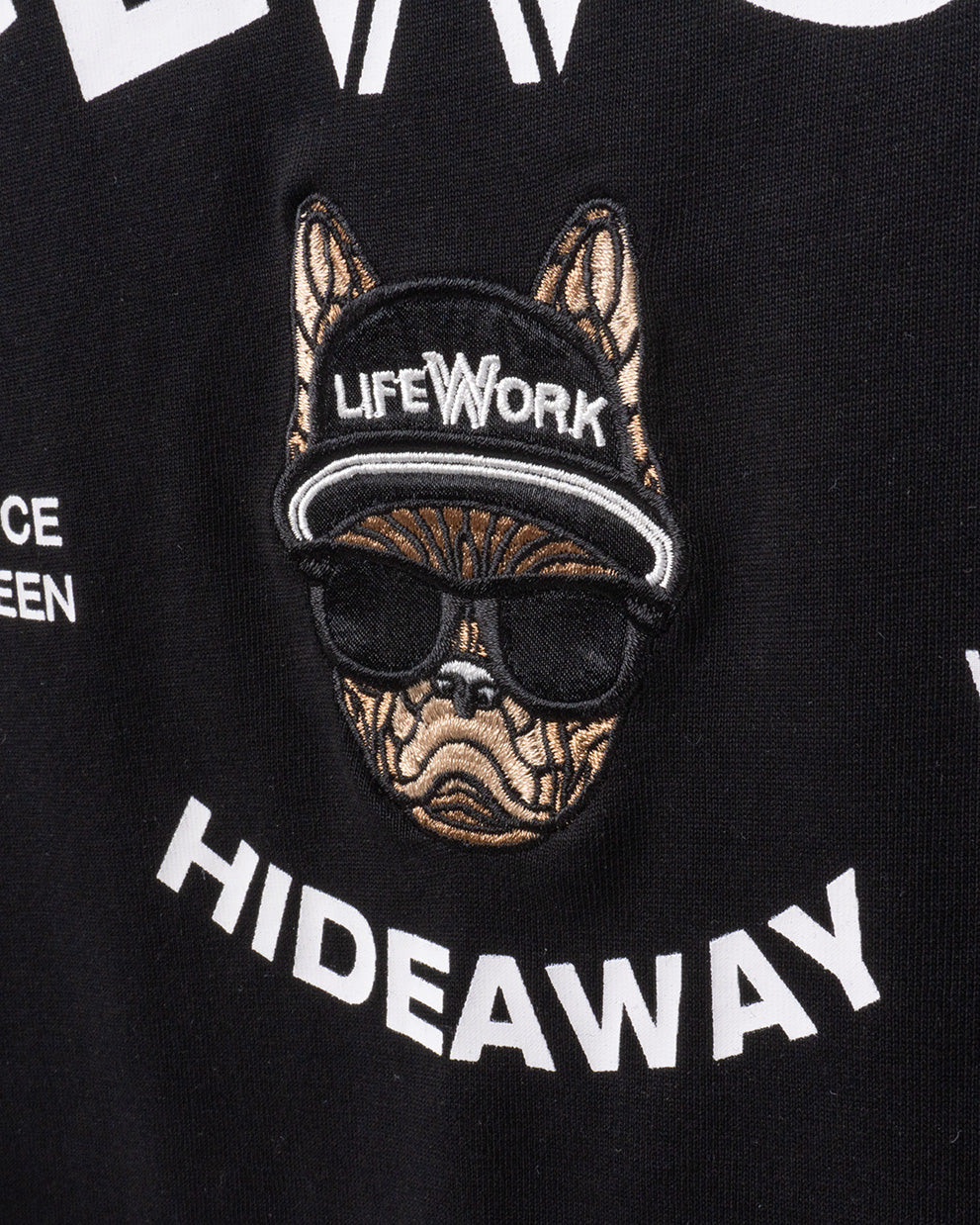 Lifework Archlogo Hipdog  Applique Short Slevee T-Shirt - Black 631530092B