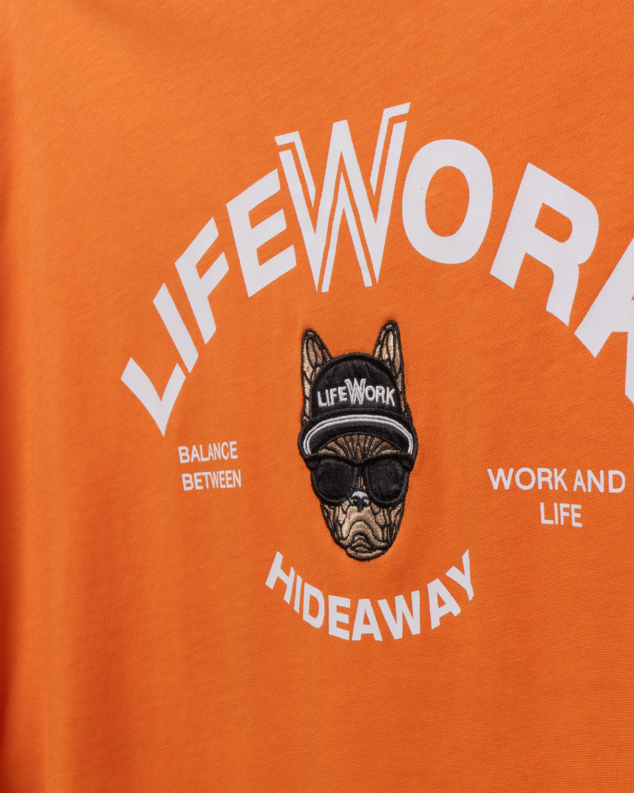 Lifework Archlogo Hipdog  Applique Short Slevee T-Shirt 631520092B