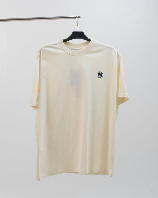 MLB New Yorks Yankees Small Logo  White
