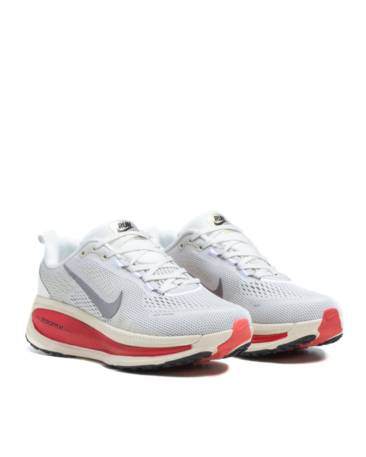 Nike Vomero 18 Platinum Tint Siren Red Light Smoke Grey Metallic Pewter