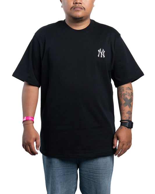 Kaos T-Shirt NY Yankees Classic Monogram Brush Big Logo Overfit Black