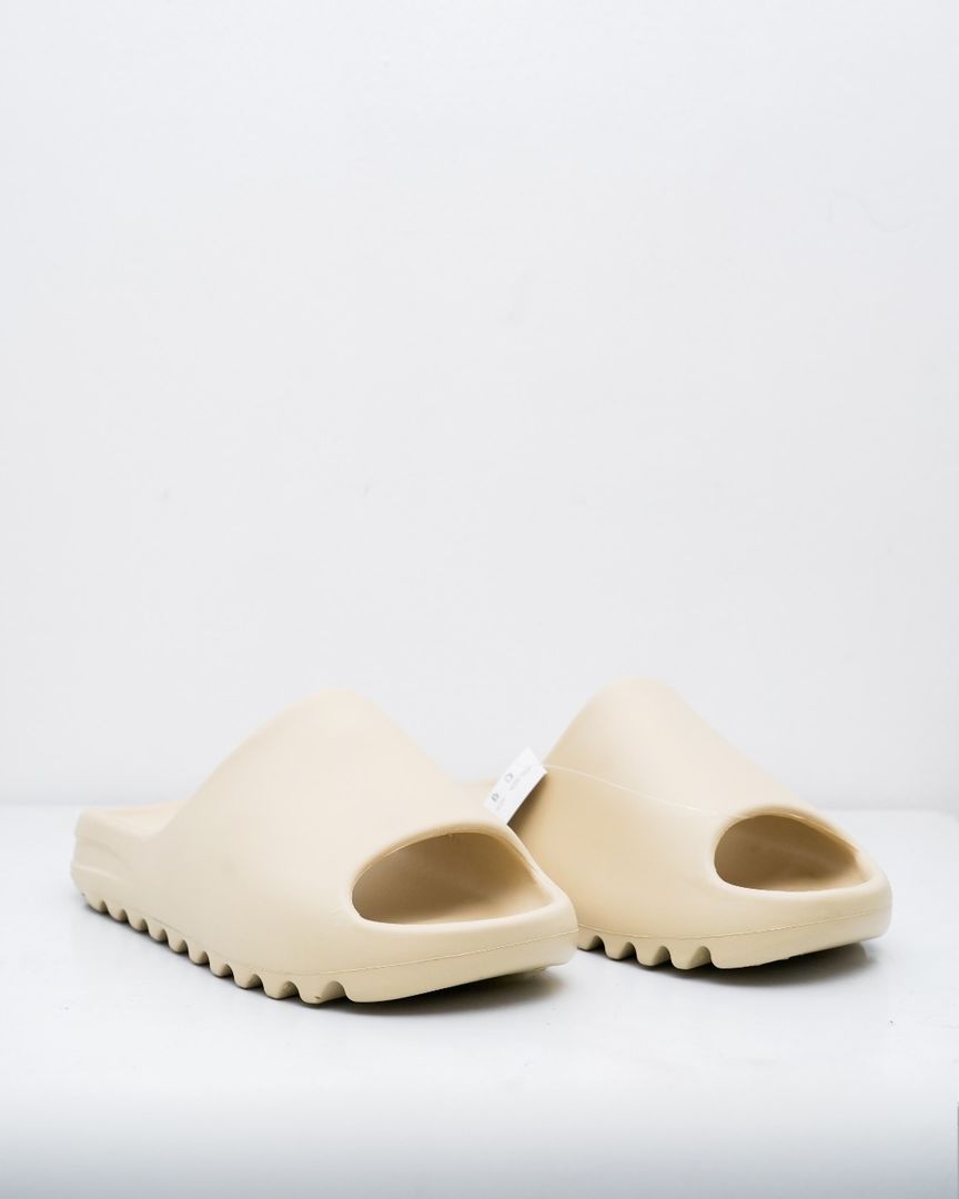 Yeezy Slide Desert Sandals 13755A