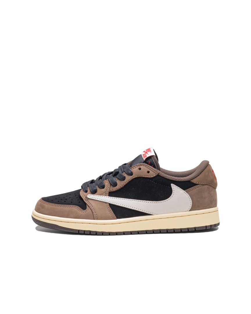Sepatu Pria Nike Air Jordan 1 Retro Low OG SP Travis Scott Black Dark 13530A