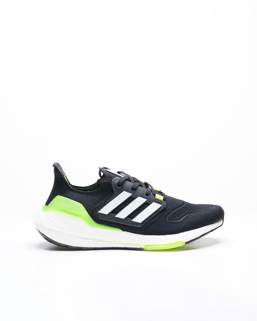 Sepatu Pria Adidas Ultraboost 22 Black/White/Green (14052)