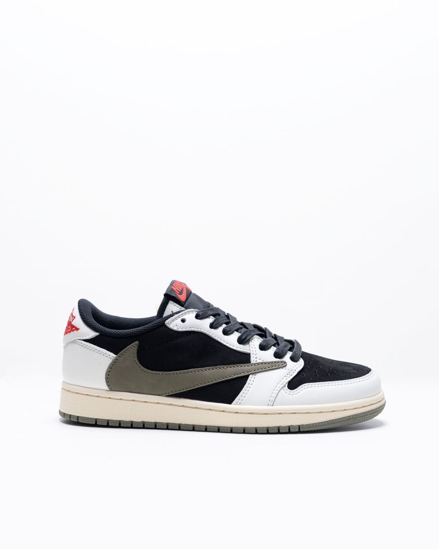 Sepatu Sneaker Pria Jordan 1 Retro Low OG SP Travis Scott Olive Sail/University Red/Black/Medium Olive 14121