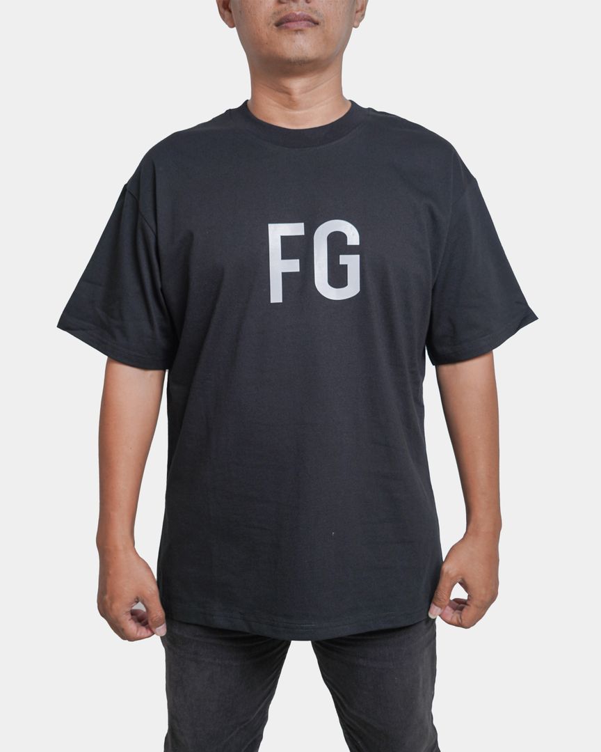 Baju Kaos Pria T-shirt Man Fear Of God FG Logo T-shirt Vintage Black - 62813